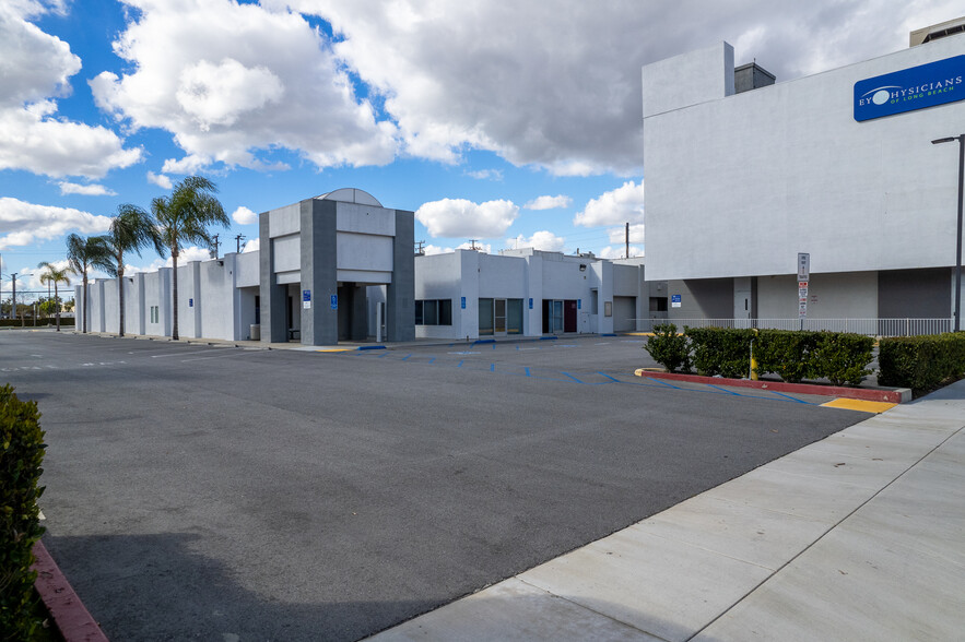 2921 Palo Verde Ave, Long Beach, CA for lease - Building Photo - Image 1 of 7