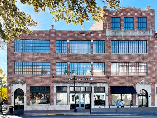 3040 M St NW, Washington, DC for sale Primary Photo- Image 1 of 1