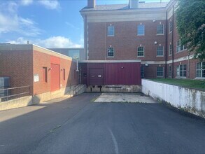 355 Maple Ave, Harleysville, PA for lease Building Photo- Image 2 of 4