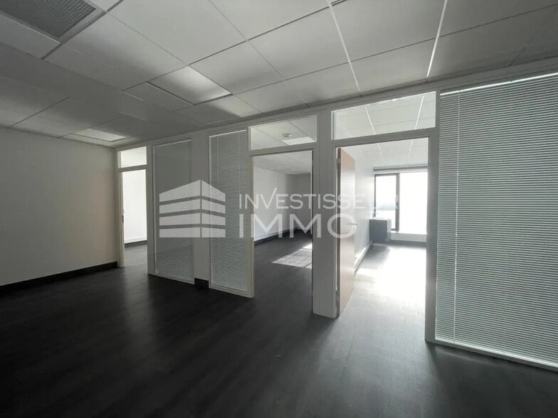 1 Cours De La Gondoire, Jossigny for lease - Building Photo - Image 3 of 5