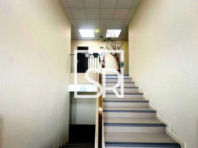 Office in Cournon-d'Auvergne for lease - Building Photo - Image 1 of 57