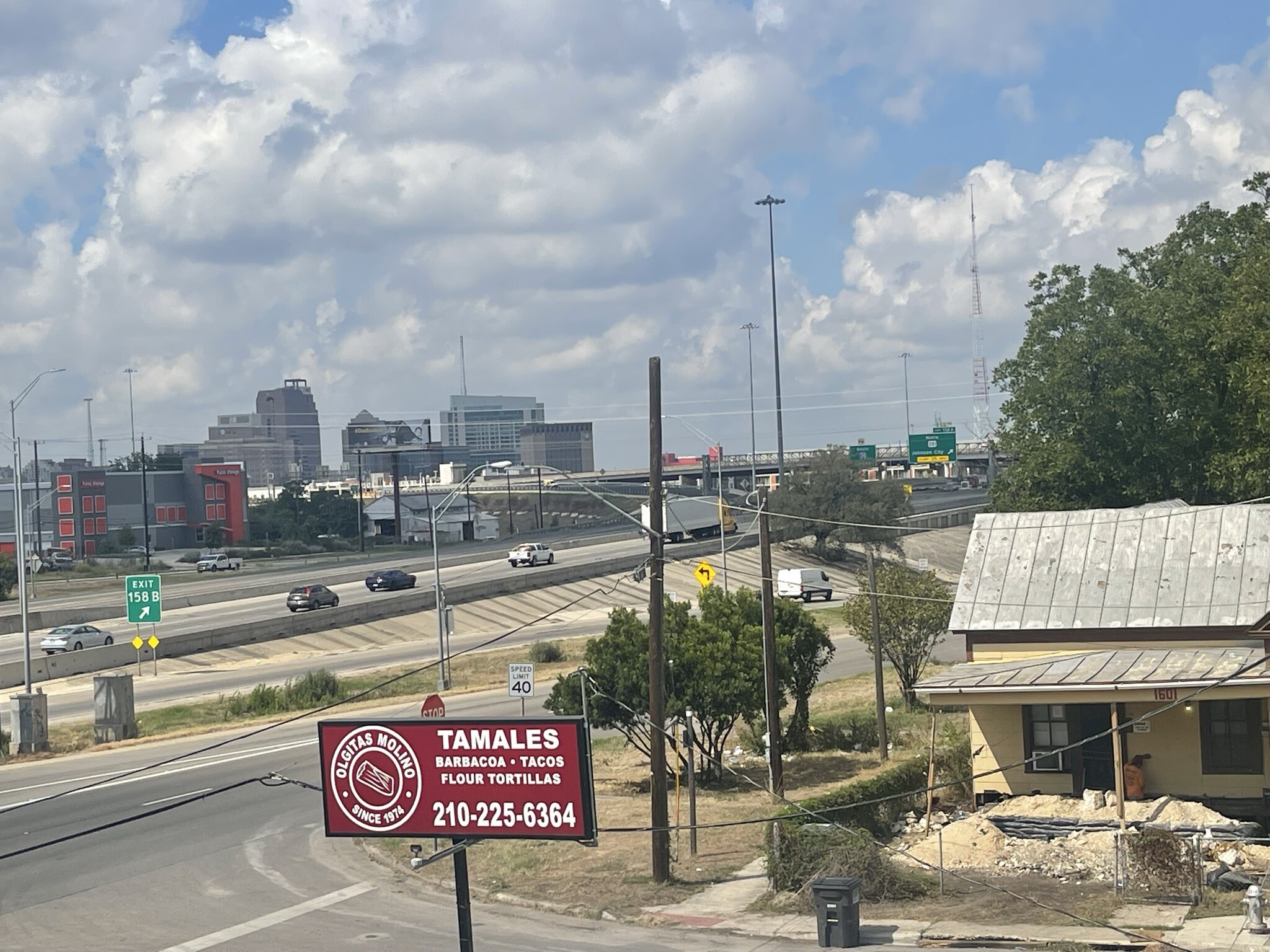 1607 N Interstate 35, San Antonio, TX for sale Building Photo- Image 1 of 1