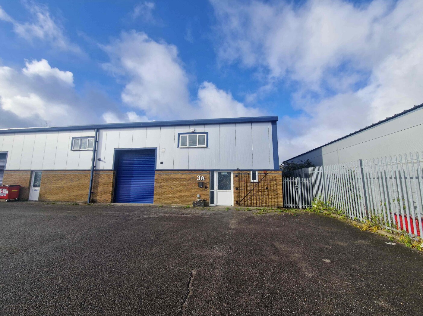Courtlands Rd, Eastbourne for lease Building Photo- Image 1 of 2
