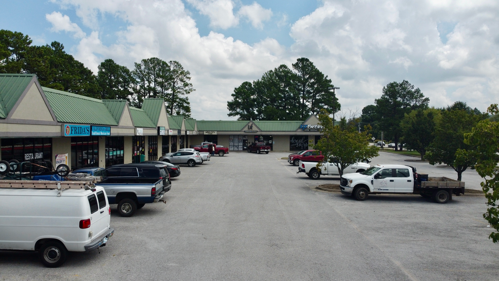 3980 W Wedington Dr, Fayetteville, AR for lease - Building Photo - Image 3 of 5