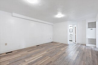 More details for 437 S Royal Ave, Front Royal, VA - Office for Lease