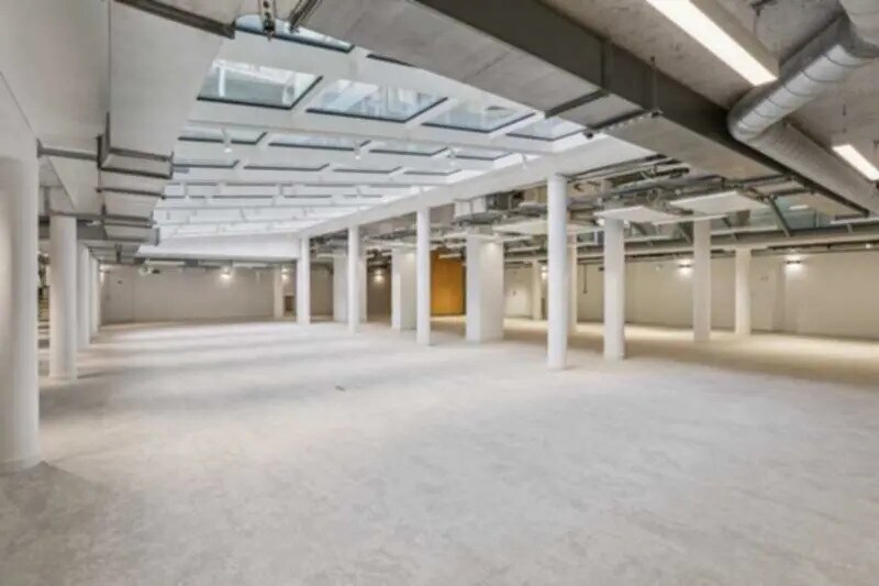 12 Rue Versigny, Paris for sale - Interior Photo - Image 1 of 14