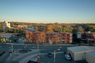 406 Lafayette Blvd, Fredericksburg VA - Pub