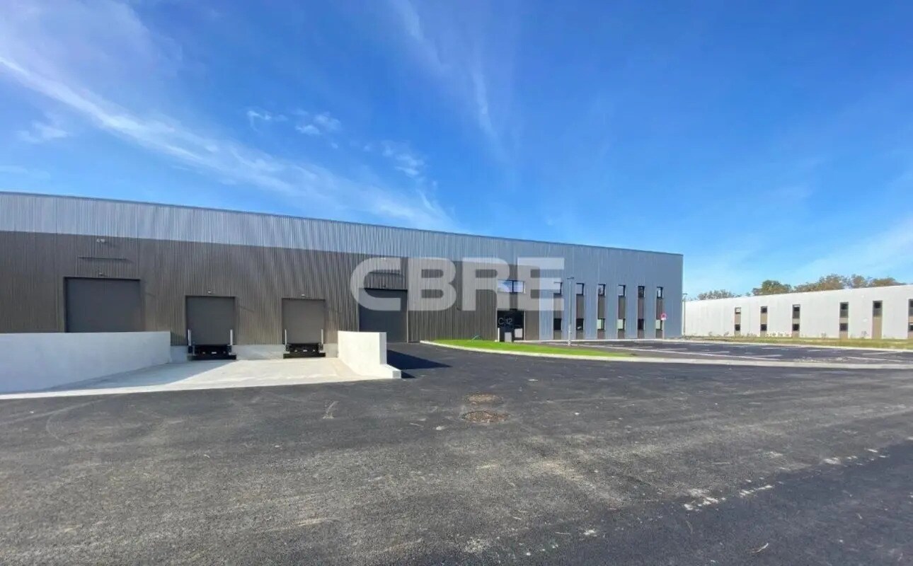 Office in Mérignac for lease Building Photo- Image 1 of 12