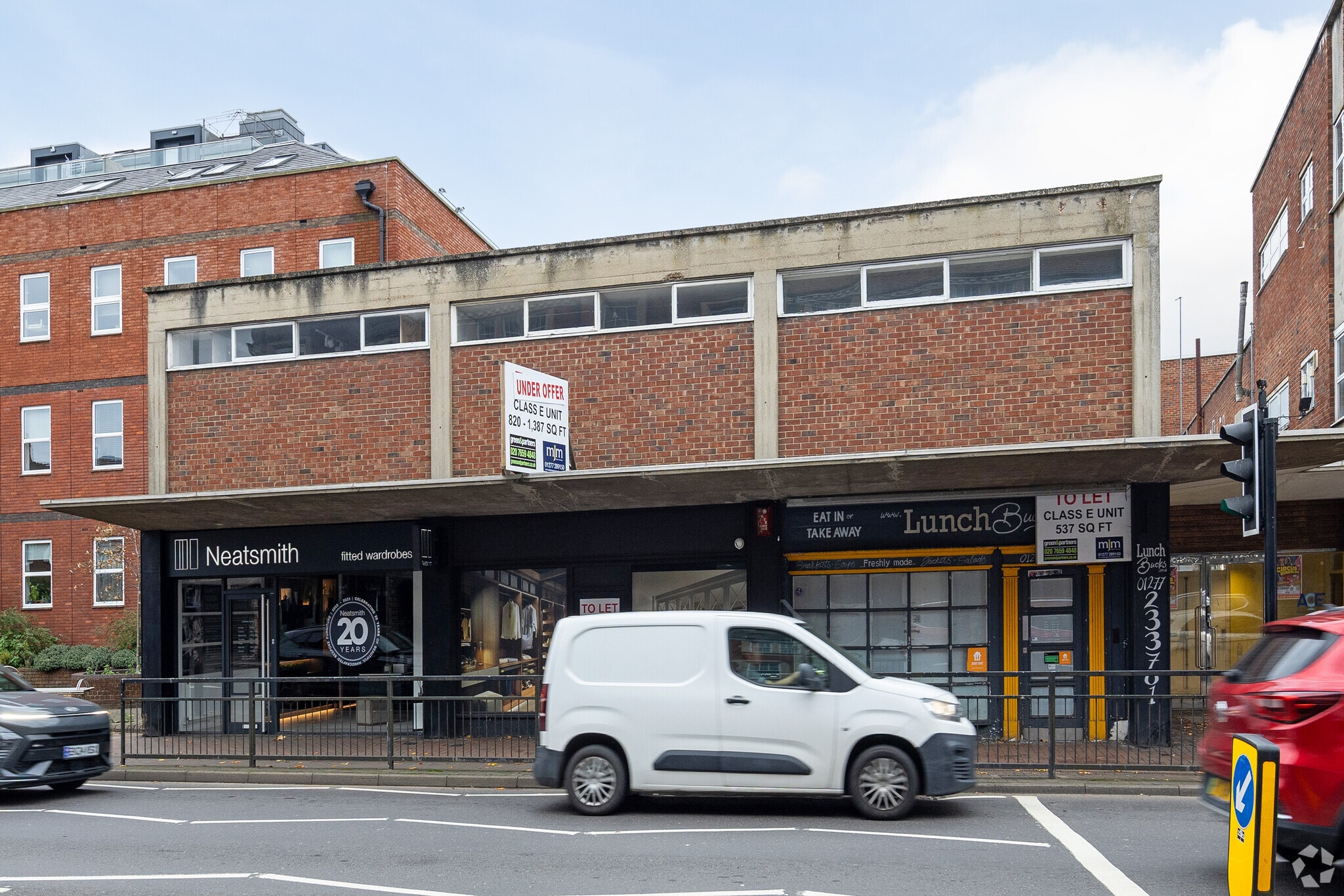 2-6 Ingrave Rd, Brentwood for lease Primary Photo- Image 1 of 3