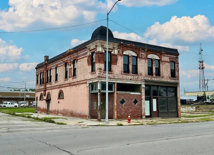 338 Broadway St, Toledo, OH for sale - Primary Photo - Image 1 of 7