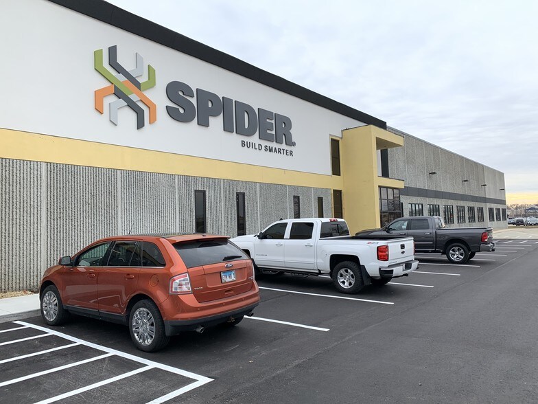 10253 N 2nd St, Machesney Park, IL for sale - Building Photo - Image 1 of 1