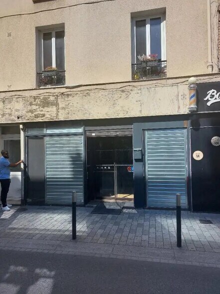 Retail in Bois-Colombes for lease - Building Photo - Image 1 of 4