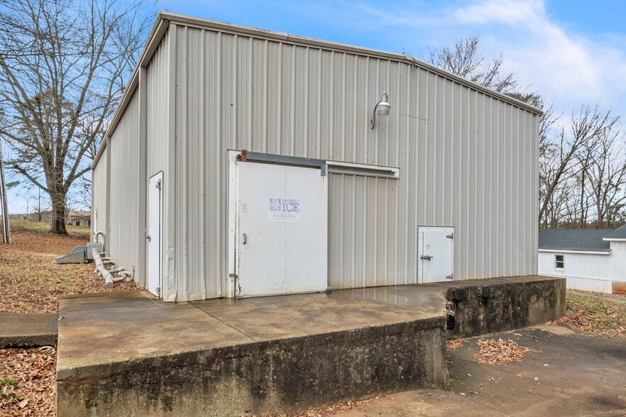 121 Walnut, Pendleton, SC for sale - Building Photo - Image 1 of 13