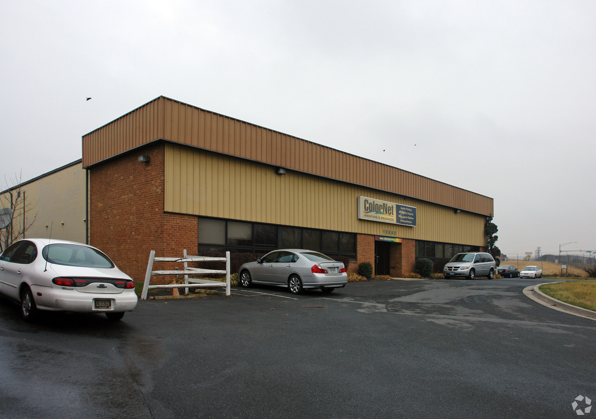 18630 Woodfield Rd, Gaithersburg, MD for lease Primary Photo- Image 1 of 5