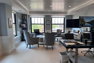 137-141 Newbury St, Boston, MA for lease Interior Photo- Image 2 of 6