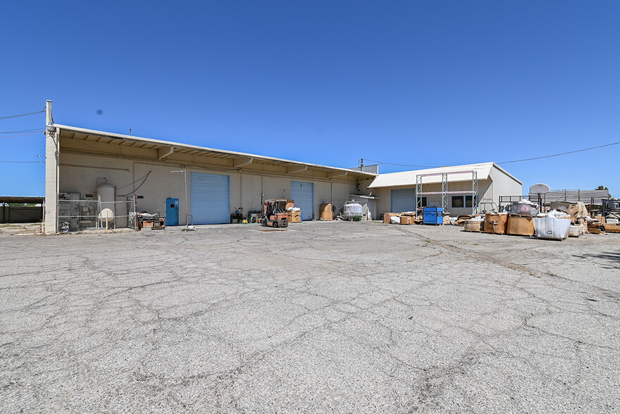 2243 Avenue I, Lancaster, CA for sale - Building Photo - Image 1 of 1