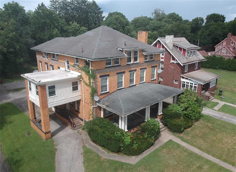 415 E Moody Ave, New Castle, PA for sale Primary Photo- Image 1 of 1