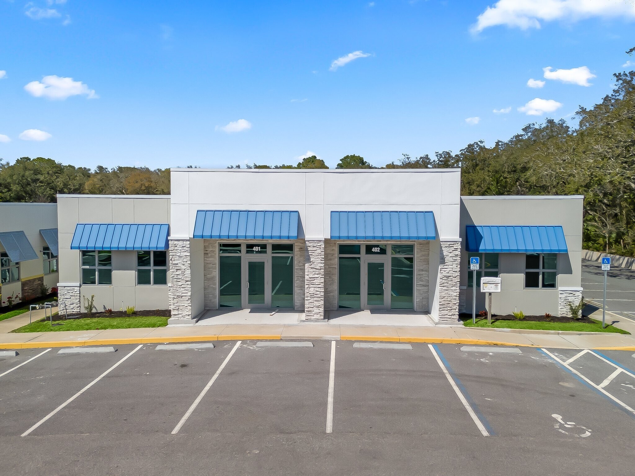 871-801 Highway 466, Lady Lake, FL for lease Building Photo- Image 1 of 8