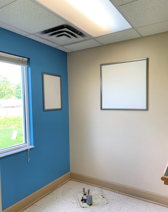 305 Sunrise Center Dr, Zanesville, OH 43701