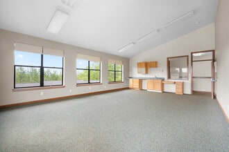 2413 Main St, Ferndale, WA for lease Building Photo- Image 2 of 4