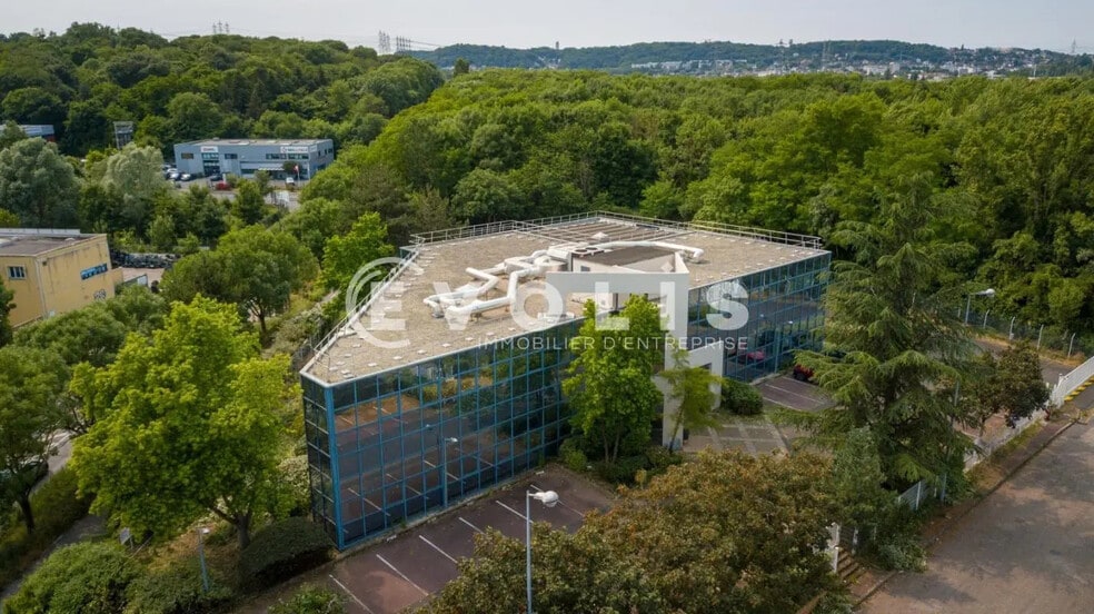 Flex in Villebon-sur-Yvette for lease - Aerial - Image 1 of 45