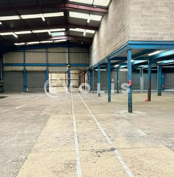 11 Avenue Descartes, Morangis for lease - Building Photo - Image 2 of 13