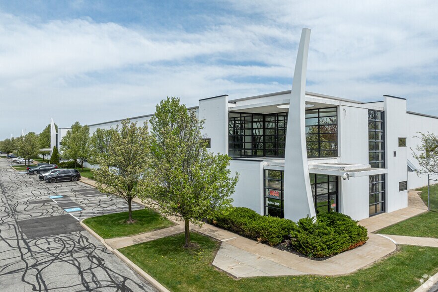 5102 Dylan Dr, South Bend, IN for sale - Primary Photo - Image 1 of 1