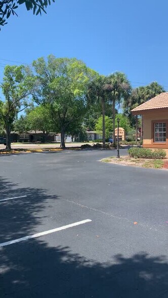 197 Center Rd, Venice, FL for sale - Commercial Listing Video - Image 2 of 9