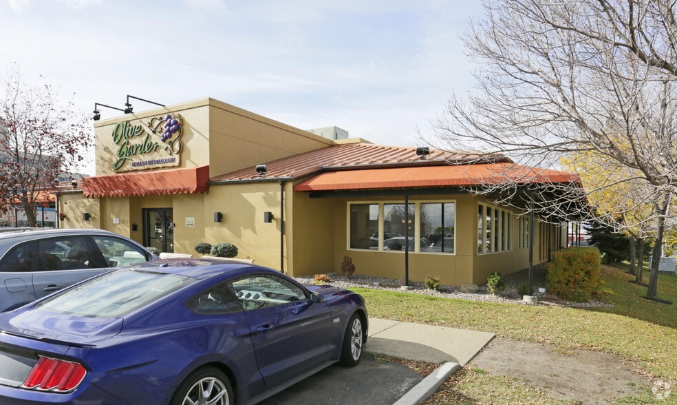 4110 Gateway Blvd NW, Edmonton, AB for sale - Building Photo - Image 2 of 4