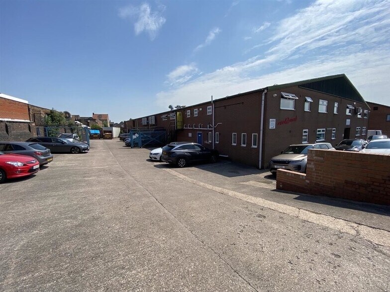 Dunning St, Stoke On Trent for lease - Building Photo - Image 2 of 21