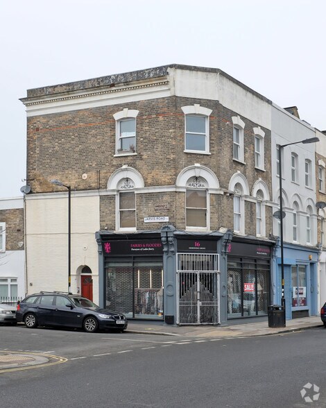 16 Melbourne Grove, London for sale - Primary Photo - Image 1 of 1