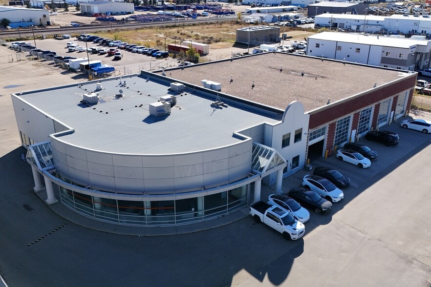 6613 Sparrow Dr, Leduc, AB for sale - Building Photo - Image 1 of 6