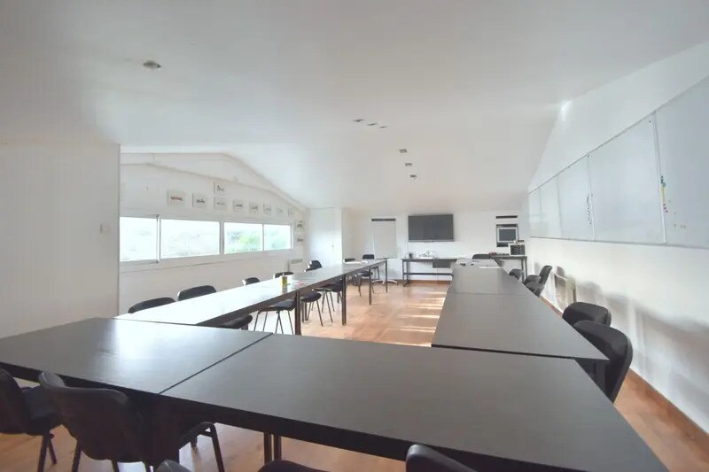 Retail in Angerville for lease - Building Photo - Image 3 of 5