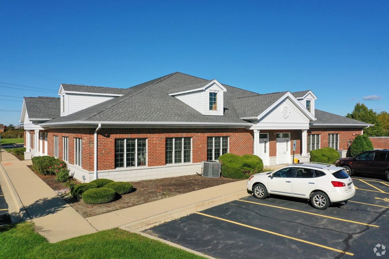 9990 W 190th St, Mokena, IL 60448