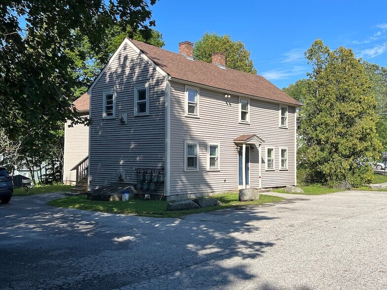 96-100 Main St, Epping, NH for sale - Building Photo - Image 1 of 1
