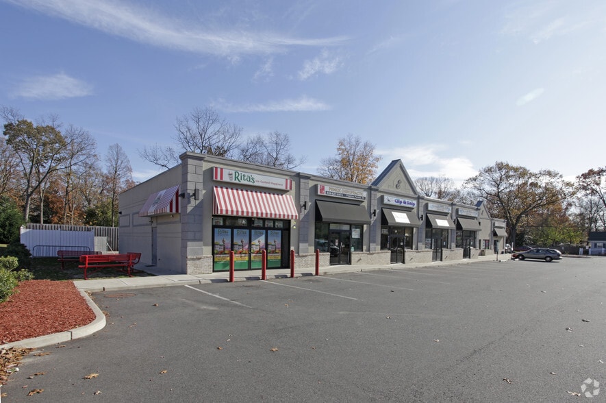 511-571 Erial Rd, Pine Hill, NJ for lease - Primary Photo - Image 1 of 8