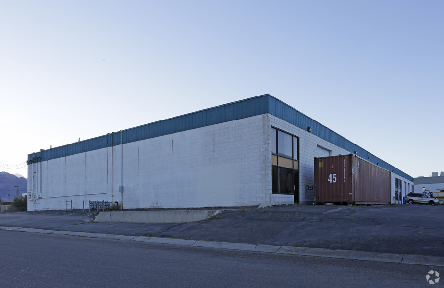 7150 Cottonwood St, Midvale, UT for lease - Building Photo - Image 2 of 3