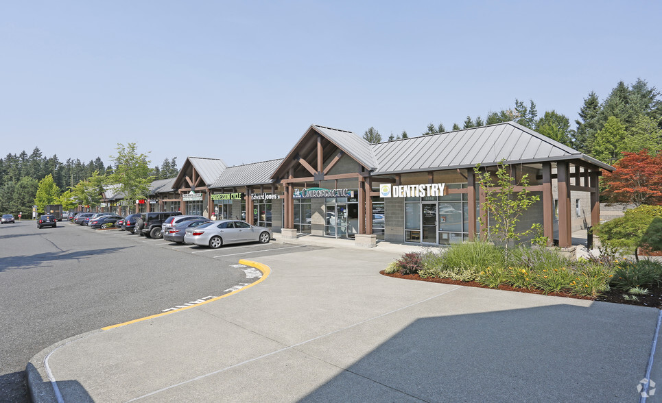 4538-4560 Klahanie Dr SE, Issaquah, WA for lease - Building Photo - Image 3 of 8