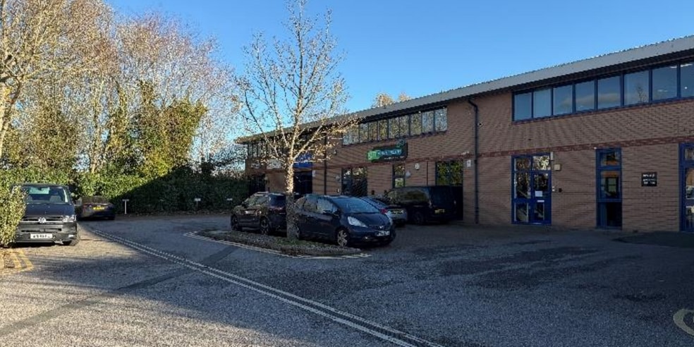 Lustleigh Close, Exeter for lease - Building Photo - Image 2 of 2