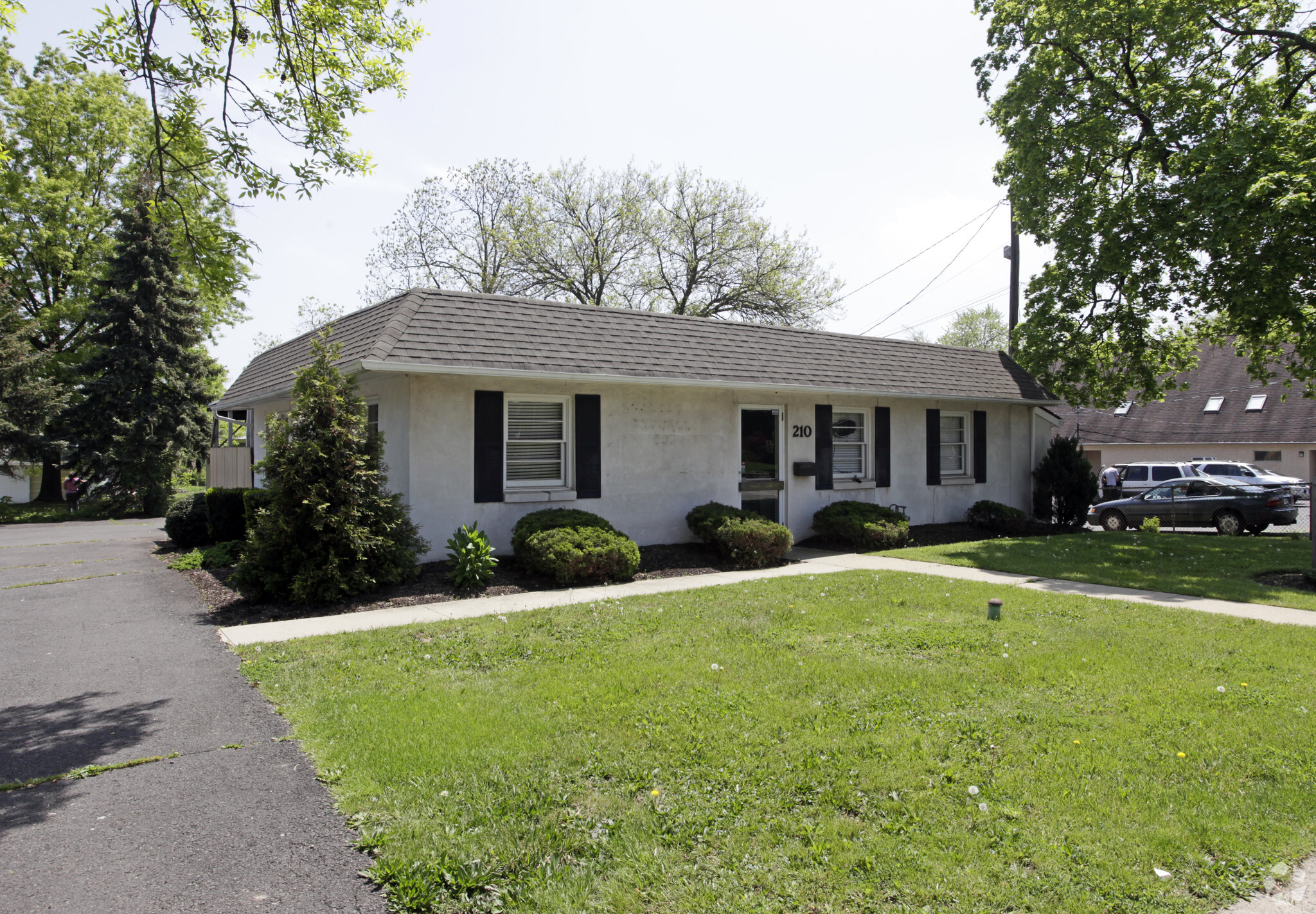 210 W Broad St, Hatfield, PA for sale Primary Photo- Image 1 of 1