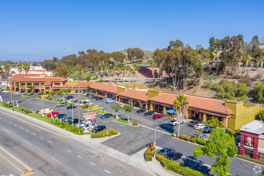 3753 Mission Ave, Oceanside, CA for lease - Aerial - Image 2 of 8