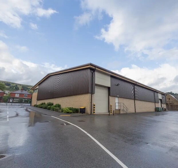 Burnley Rd, Mytholmroyd for lease - Building Photo - Image 2 of 16