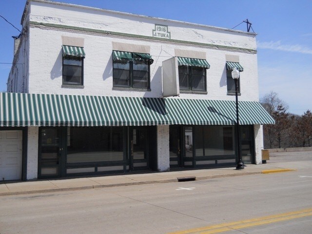 204 S Main St, Necedah, WI for sale Primary Photo- Image 1 of 1