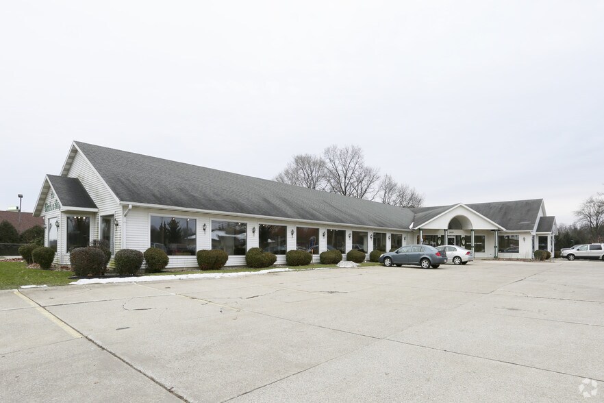 2415 S 11th St, Kalamazoo, MI for sale - Primary Photo - Image 1 of 1