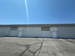 5102-5108 Azusa Canyon Rd, Irwindale, CA for lease Interior Photo- Image 1 of 14