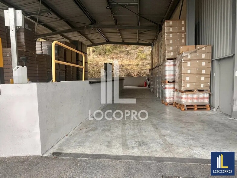 Flex in Contes for lease - Construction Photo - Image 2 of 6