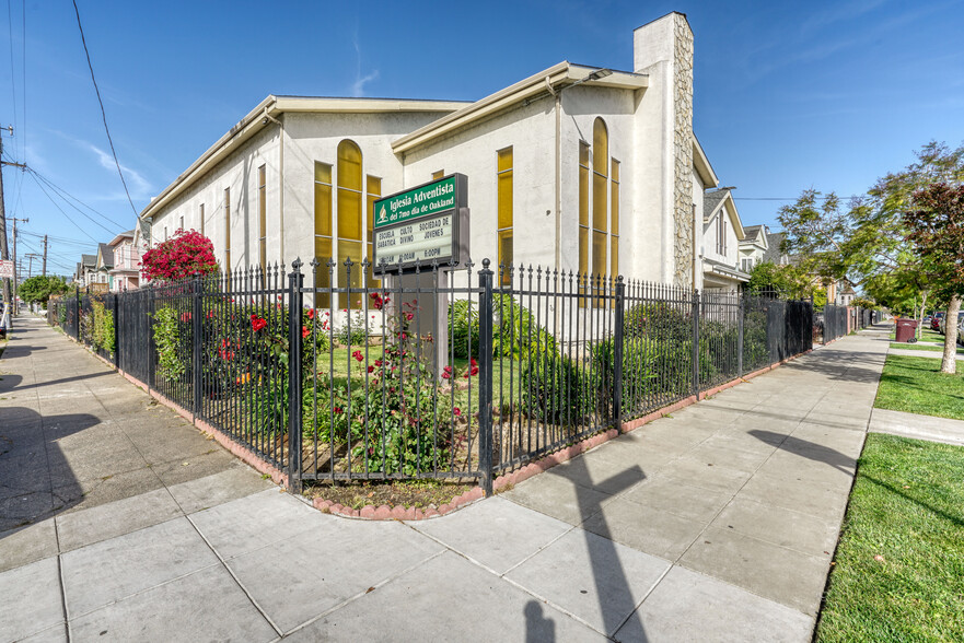 2410 E 15th St, Oakland, CA for sale - Building Photo - Image 2 of 66