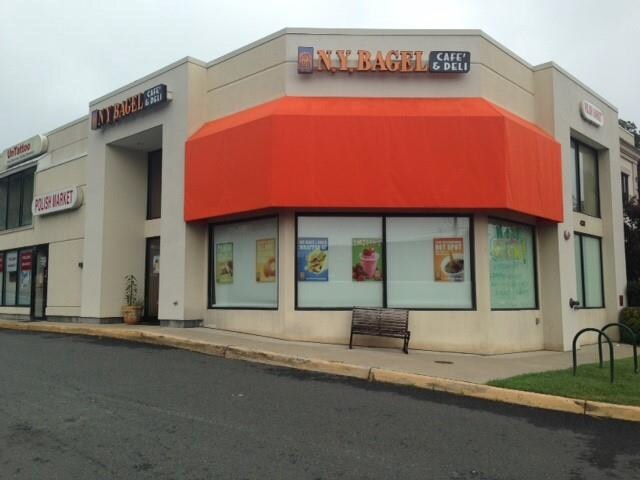 431 Maple Ave W, Vienna, VA for sale Primary Photo- Image 1 of 1