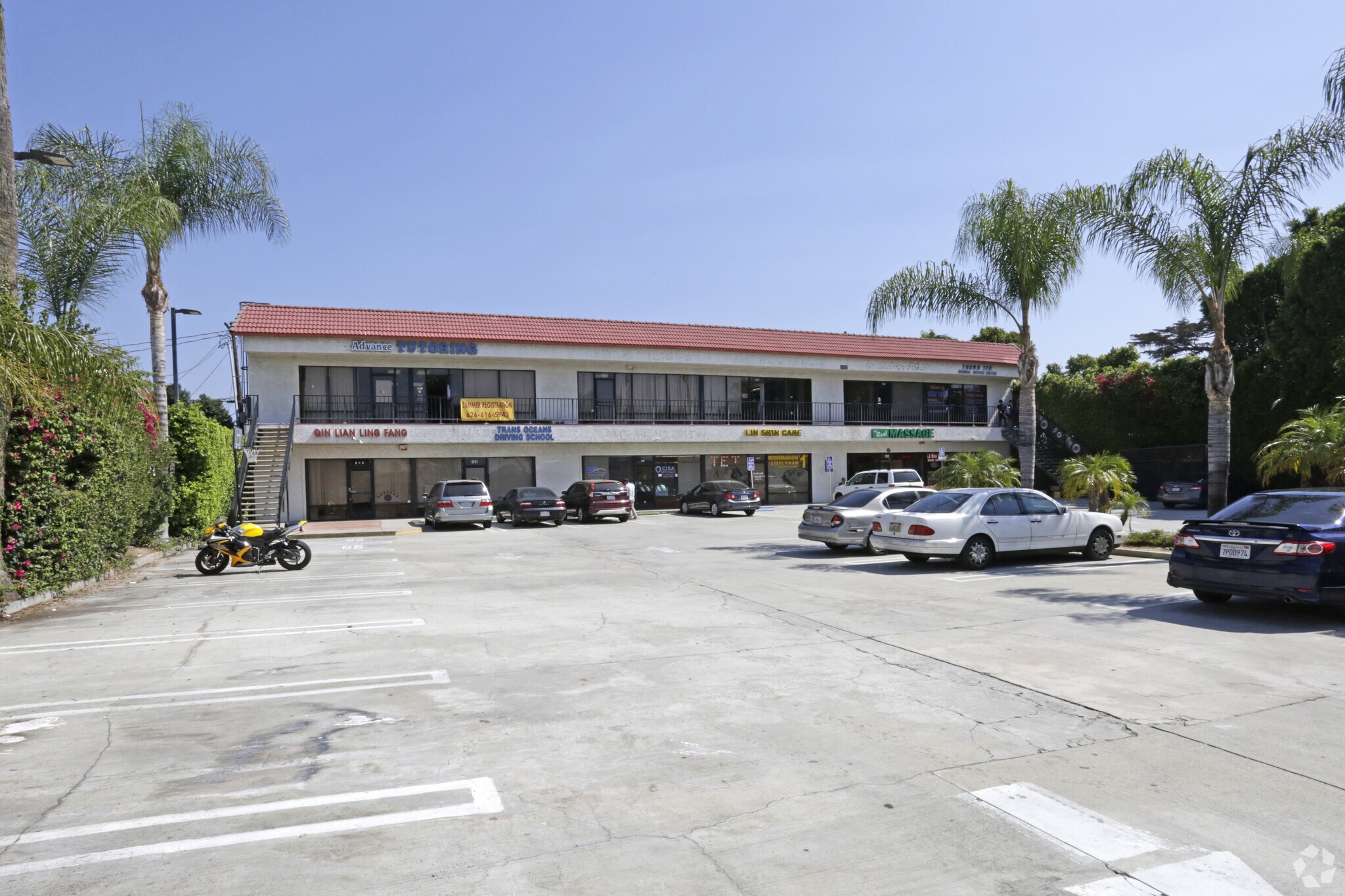 92339241 Valley Blvd, Rosemead, CA 91770