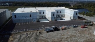 More details for 310 Addison Hall Cir, Aurora, ON - Industrial for Lease